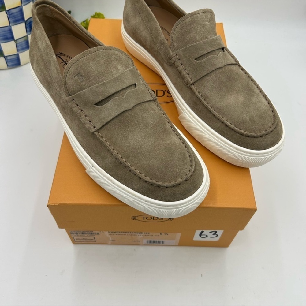 Men’s Todd’s suede loafers size 9.5 made in Italy